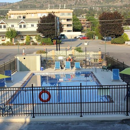 Flamingo Motel Penticton Exteriör bild