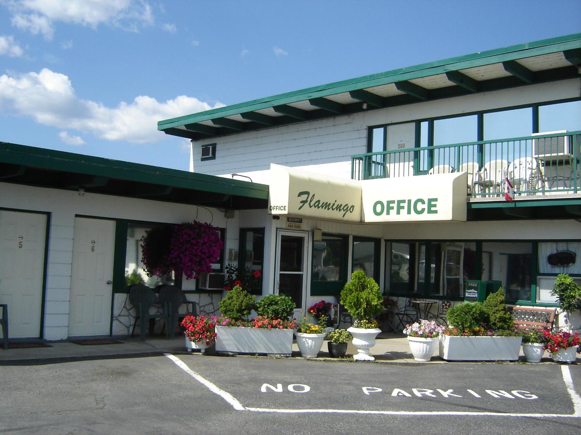 Flamingo Motel Penticton Exteriör bild